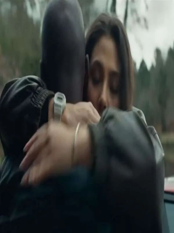 Carjackers Zoé Brown Leather Bomber Jacket