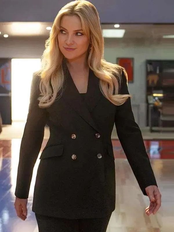 Running Point 2025 Kate Hudson Black Blazer