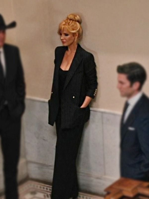 Yellowstone SO5 Beth Dutton Black Striped Blazer