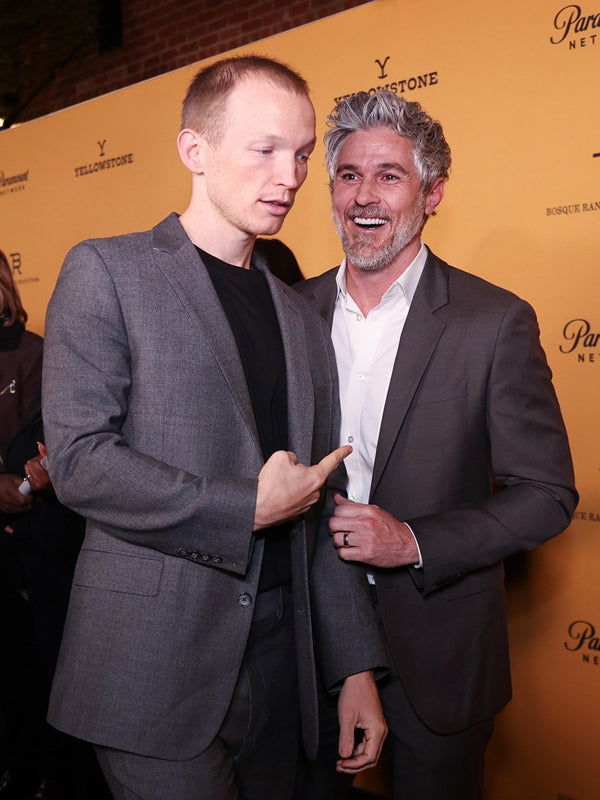 Yellowstone S05 Jefferson White Premiere Gray Suit