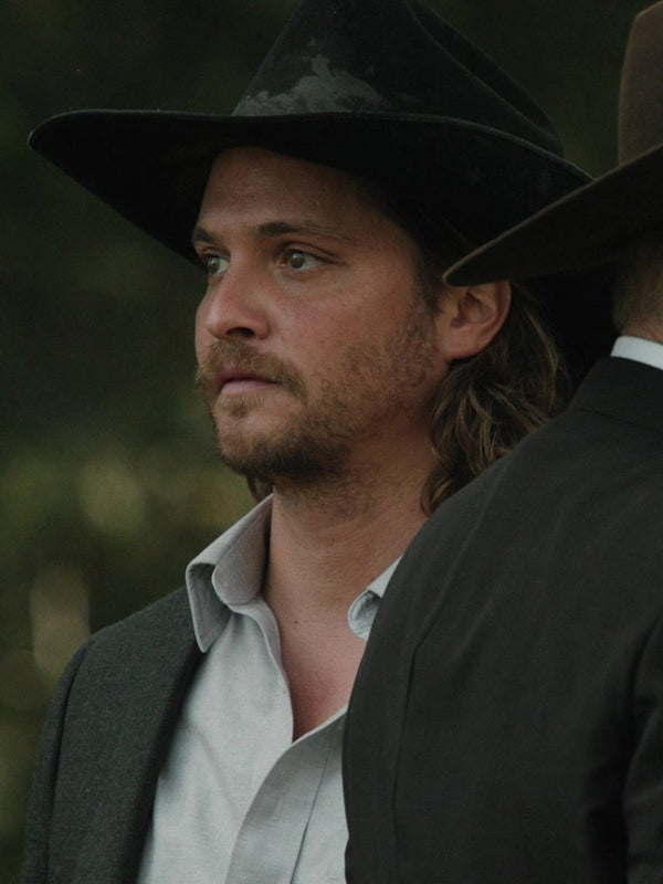 yellowstone-so5-kayce-dutton-black-blazer