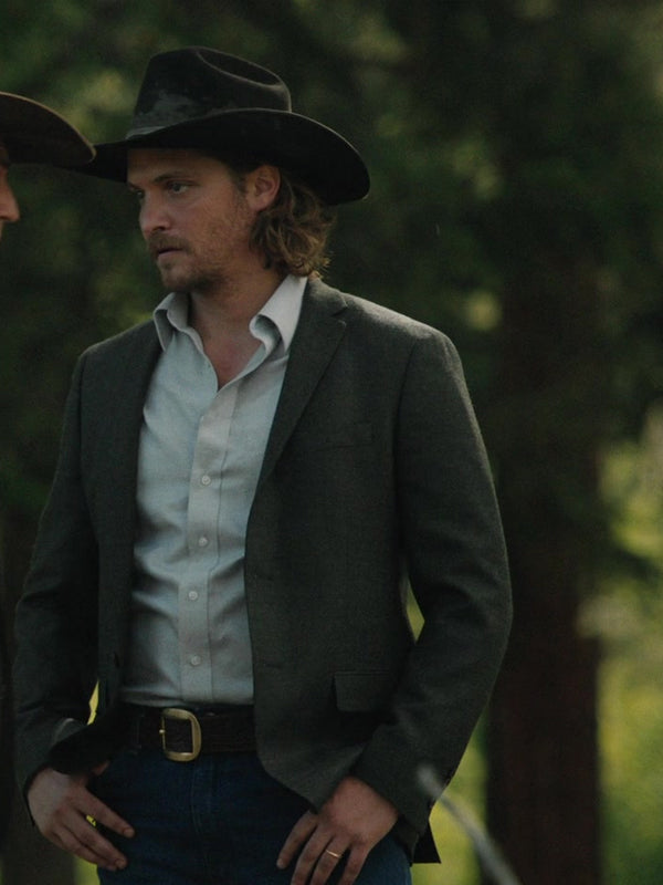 yellowstone-so5-kayce-dutton-black-blazer